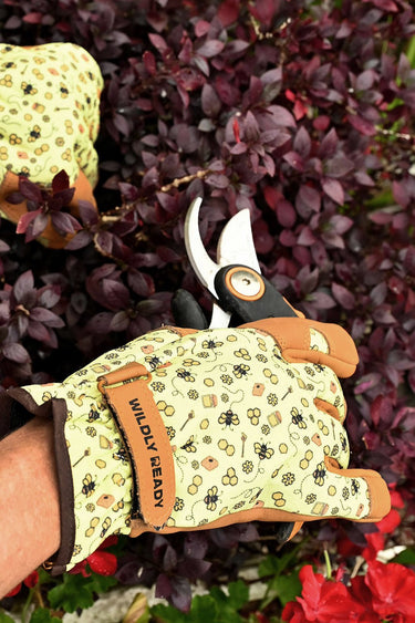 Gardening Gloves - Bees - Wildlyready