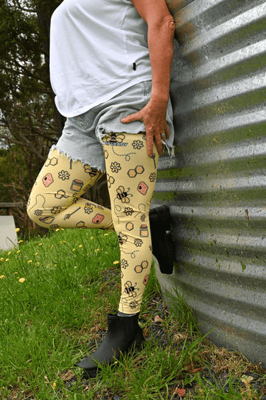 Gardening Protection Leg Sleeves - Bees - Wildlyready